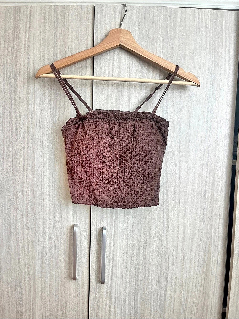 GU Smocked Crop Cami in Brown Size Small Like New